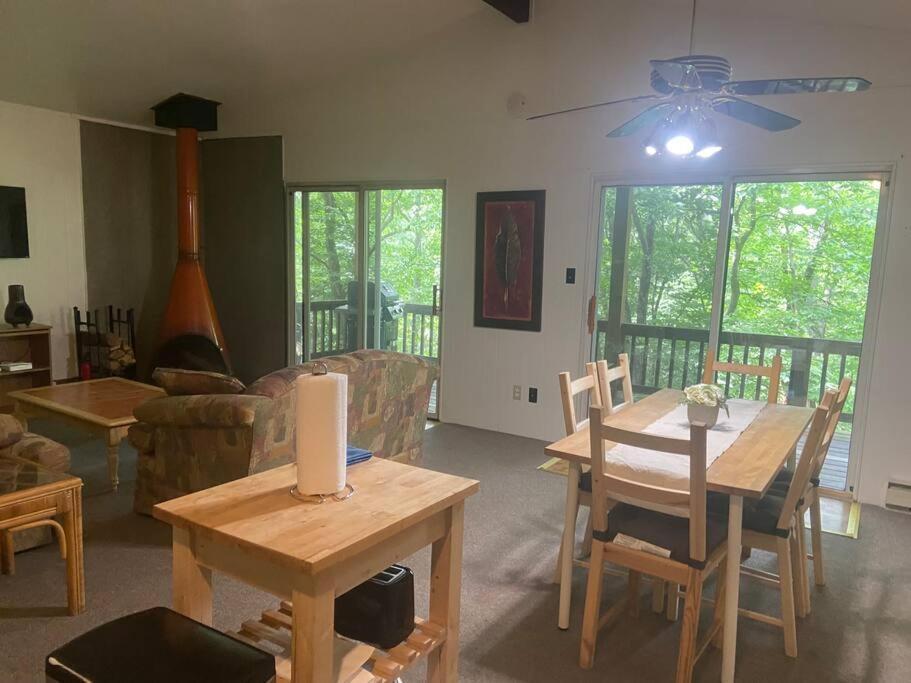Clubhouse Lakeview Chalet East Stroudsburg Eksteriør billede